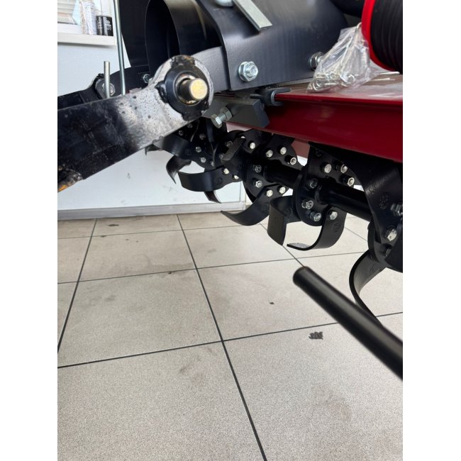 Боковая легкая грунтофреза LPF 165 (1,65 м, с карданом)