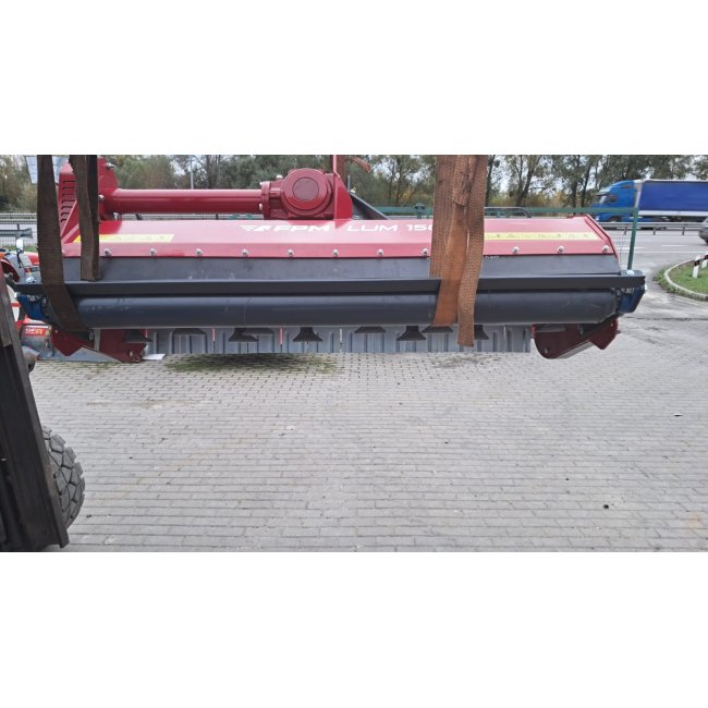 Легкий універсальний мульчер LUM 150 (1,50 м з карданом)