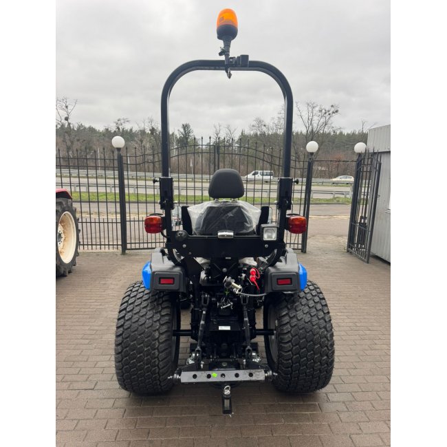 Мінітрактор SOLIS 26 HST з дугою безпеки