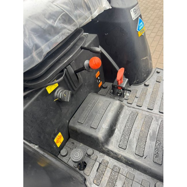 Мінітрактор SOLIS 26 реверс