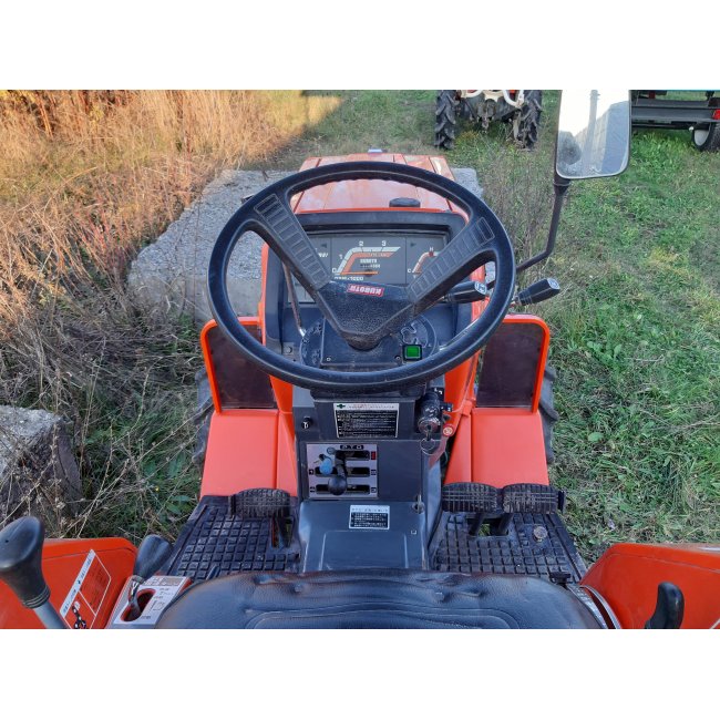 Мінітрактор KUBOTA L1-195 D з грунтофрезою Модельний рік 1991