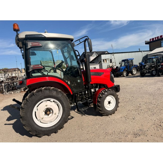 Трактор XINGTAI XT-404RC с кабиной
