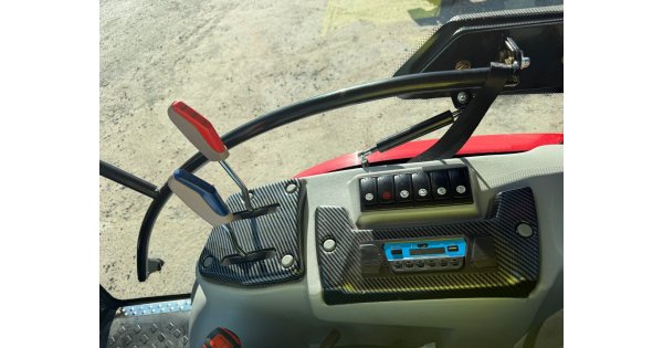 Трактор XINGTAI XT-404RС з кабіною ➜ купити трактор в Україні
