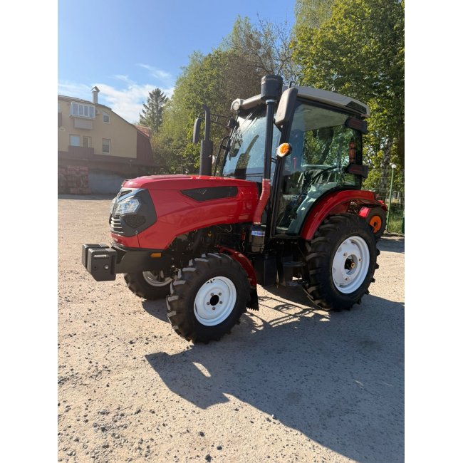 Трактор XINGTAI XT-404RC с кабиной